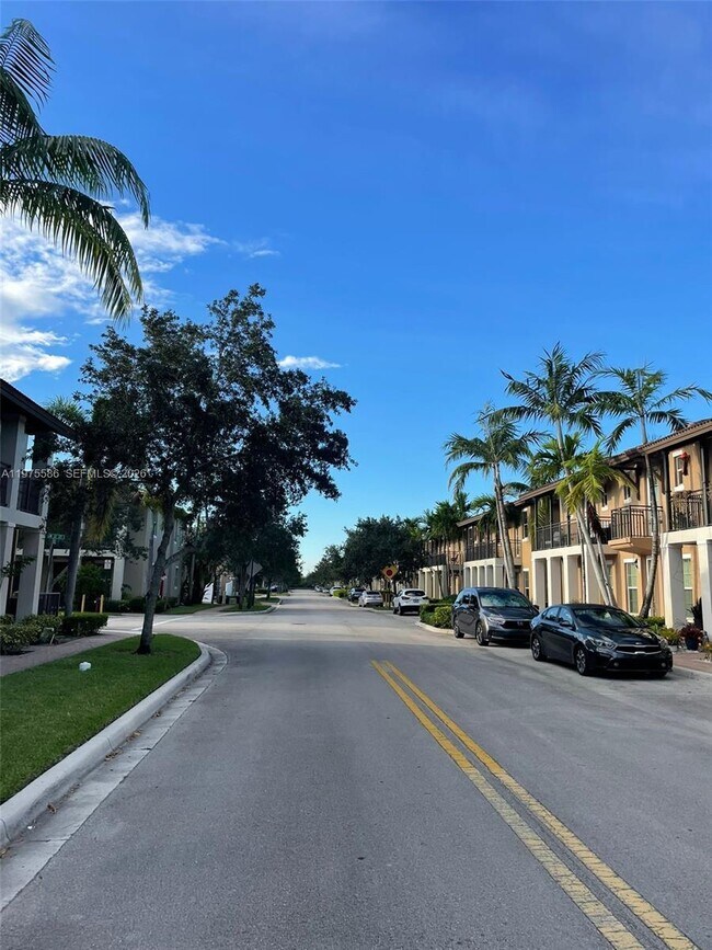 Photo - 1522 SW 147th Ter