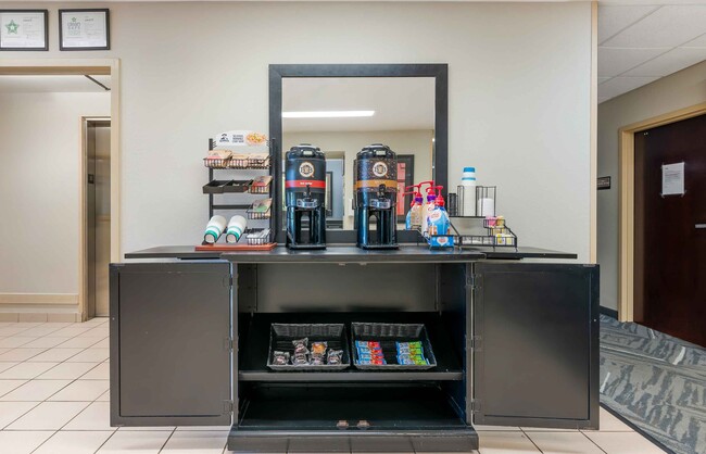 Photo - Furnished Studio-Fort Wayne - South