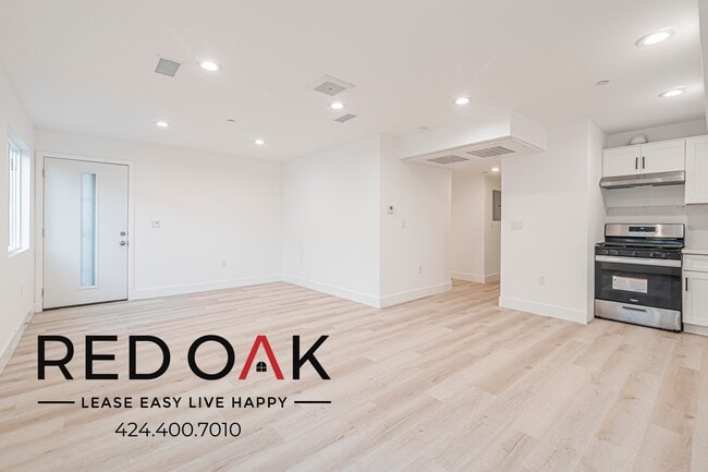 Building Photo - 9241 1/2 Firth Blvd Unit 9241