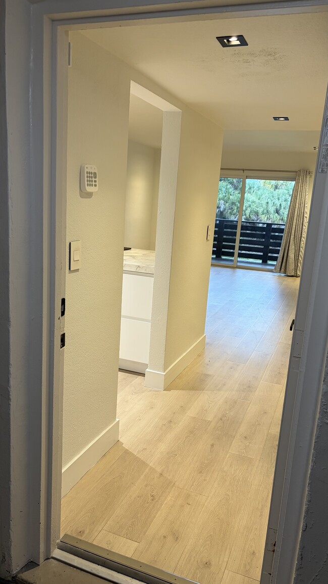 7487 SW 82nd St Unit C302