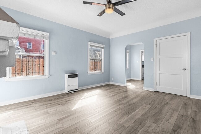 Photo - 1115 E Broadway Unidad 03