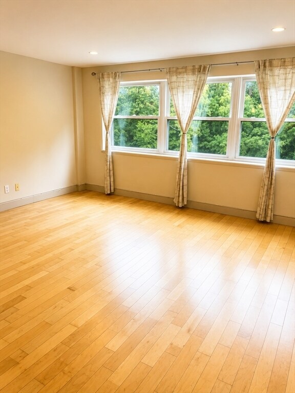 Photo - 1600 Beacon St Unit 701