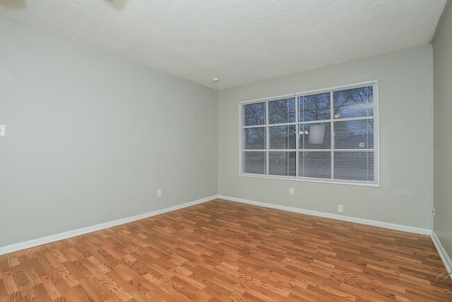 Photo - 4829 Weber Dr