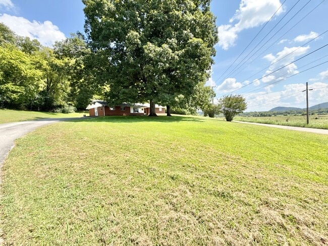 8635 Kodak Rd
