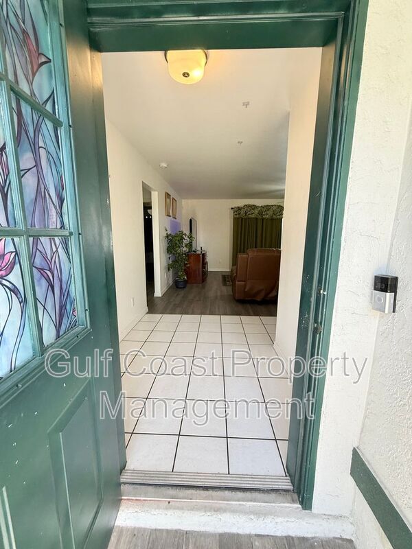 Photo - 2612 7th St W