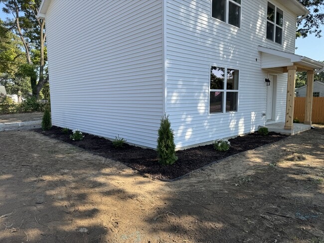 Photo - 3514 Moffat Rd