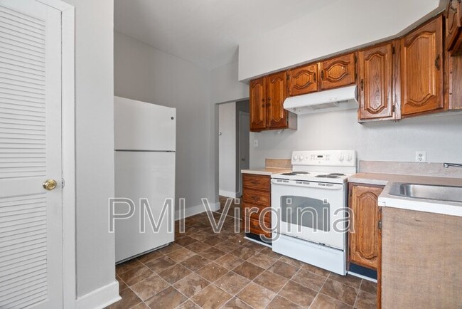 Photo - 3120 Tidewater Dr Condo Unit B