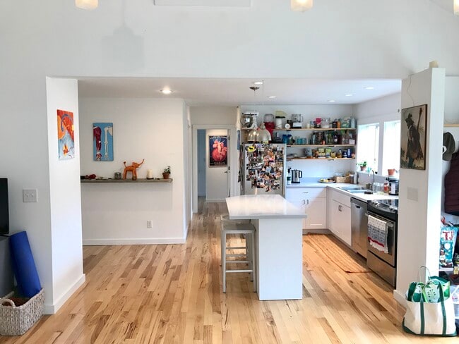 Photo - 266 Highland Ave