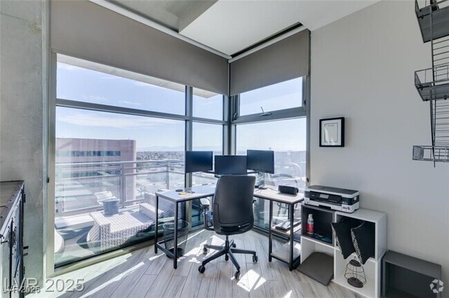 Building Photo - 353 E Bonneville Ave Unit 816 Rental