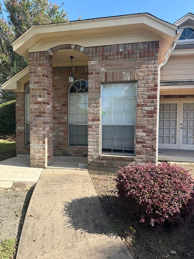 Photo - 15827 Beechnut St