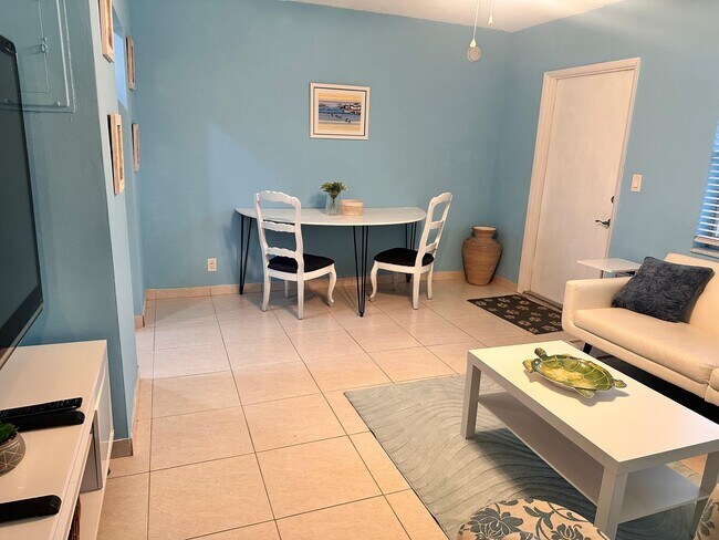 Photo - 3240 NE 16th St Unidad 7