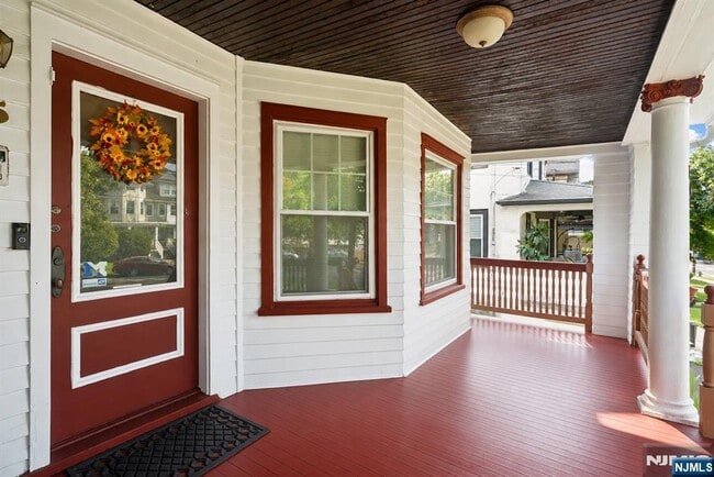 165 Claremont Ave