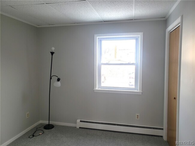 Photo - 10 Washington St