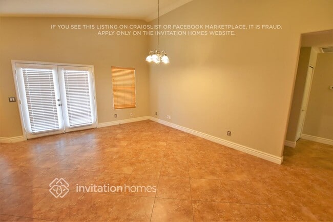 Photo - 6943 E Lakeview Ave