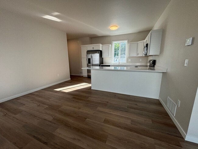 Photo - NEW CONSTRUCTION - 3 bed/2 bath townhomes