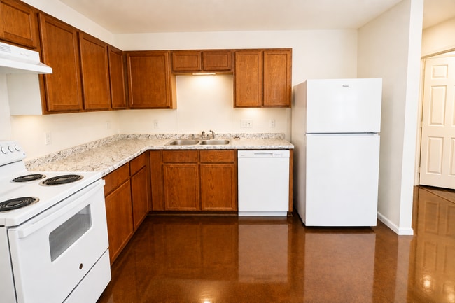 Photo - AVAILABLE End of May; APPLY TODAY ON OUR WEBSITE!!!
