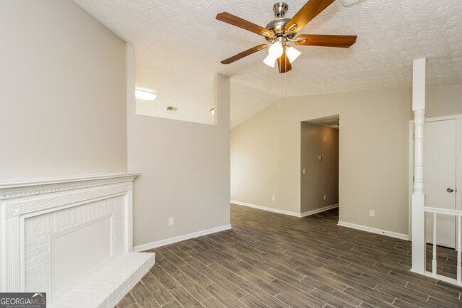 Photo - 10416 Larrack Ct