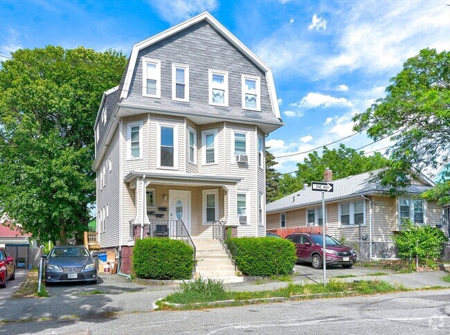 Building Photo - 90 Safford St Unit 3 Rental