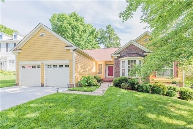 Photo - 11823 Harris Ridge Dr House