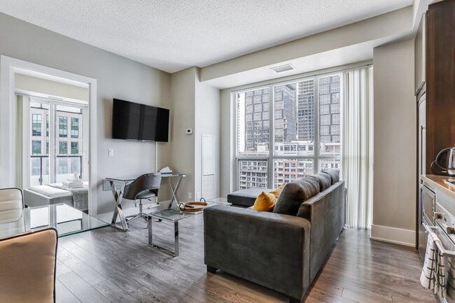 Photo - 315 Front St W Unit ID1050769P