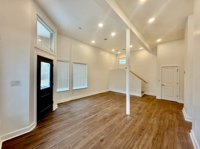 Photo - 2503 W Forest Ave