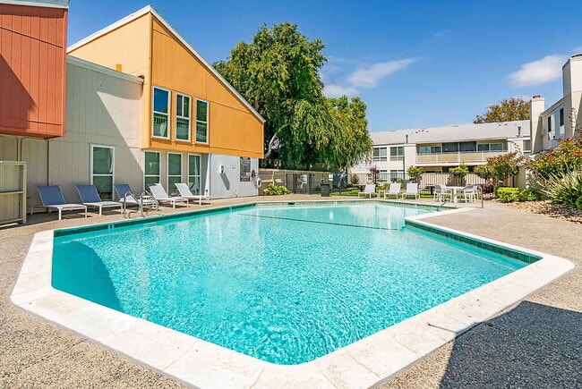 Building Photo - The Rexford Rental