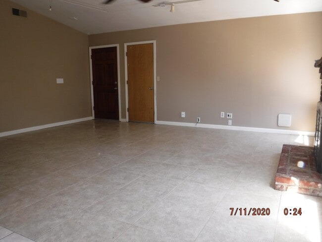 Photo - 1706 Brookglen Dr