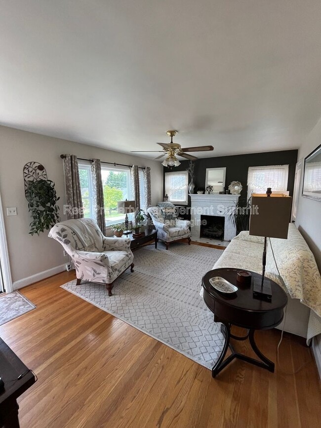 Photo - 1602 Terrace St