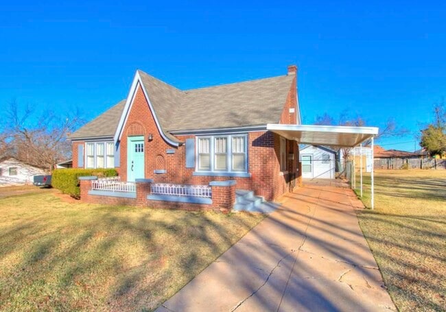 1205 NW 49th St
