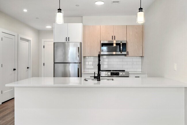 Photo - 10 Somerset Ave