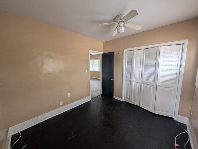 Photo - 407 Engman St Unit B