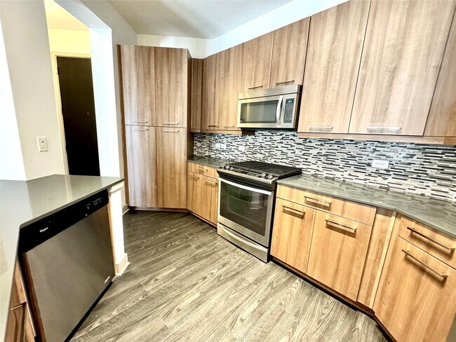 Photo - 2111 Westheimer Rd