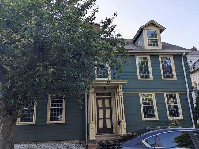 Building Photo - 158 College St Unit 160A Rental