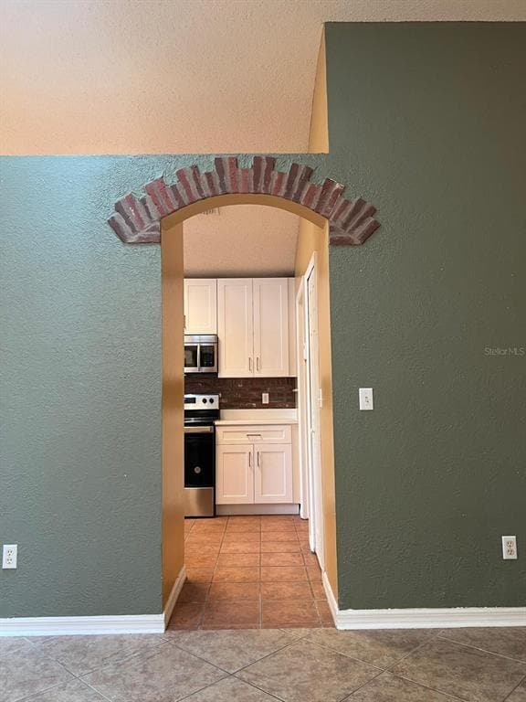Photo - 2439 Siward Ave