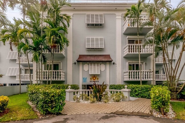 Building Photo - 1150 Madruga Ave Rental