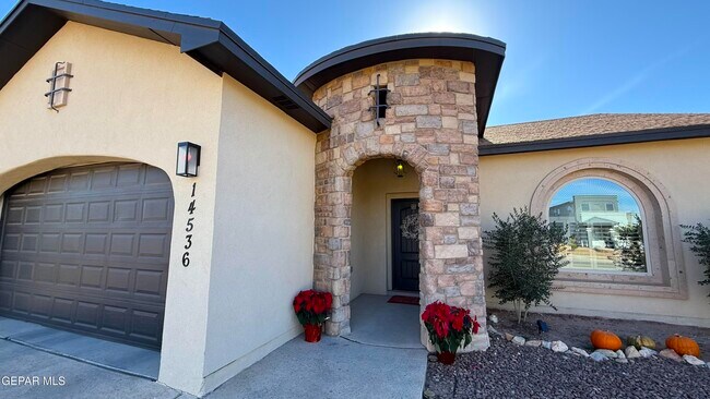 Photo - 14536 Randall Cunningham