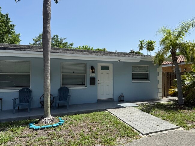 Building Photo - 462 NW 17th Plz