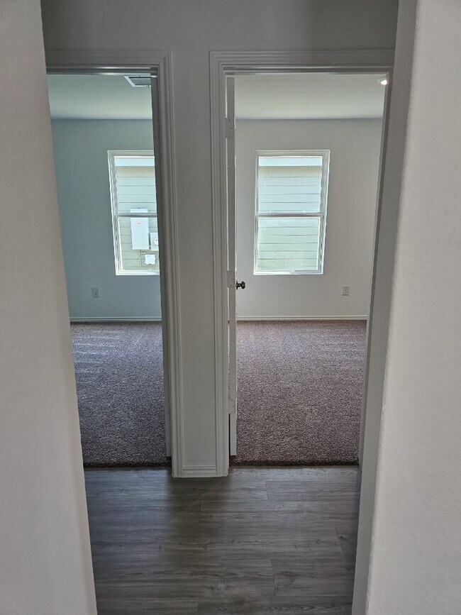 Photo - "Charming 3-Bed Sanctuary with Granite Elegance in San Antonio! Voucher Accepted! "