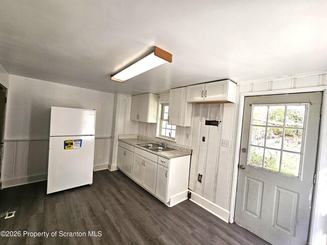 Photo - 907 Green Ridge St