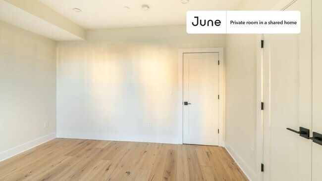 Room in Shared 3 bed/2.5 bath home in Columbia Heights