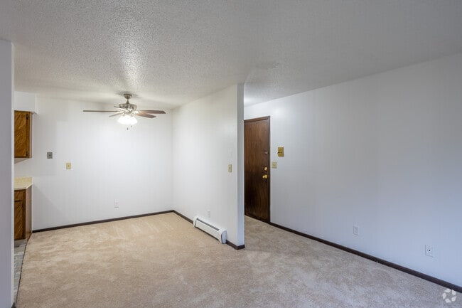 2BR, 1BA - 900SF, Living Room
