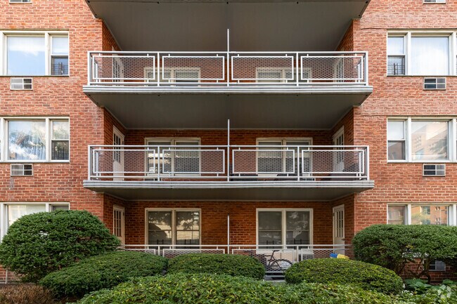 Photo - Jamaica Towers Owners Inc