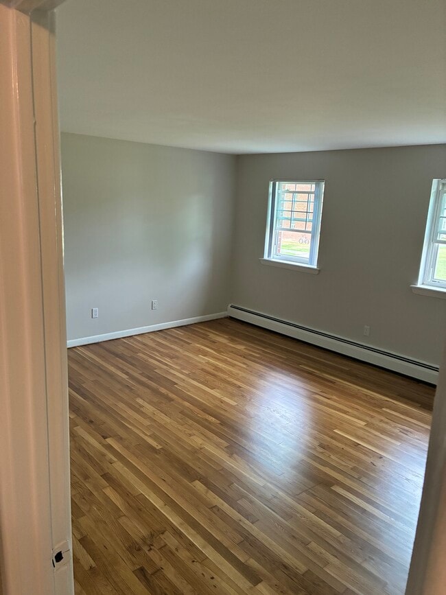 117 Bedroom 1