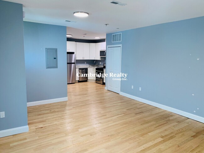 Photo - 95 Munroe St Unit 95