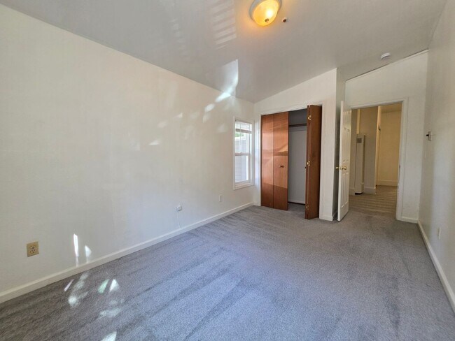 1431 18th St Unit 2