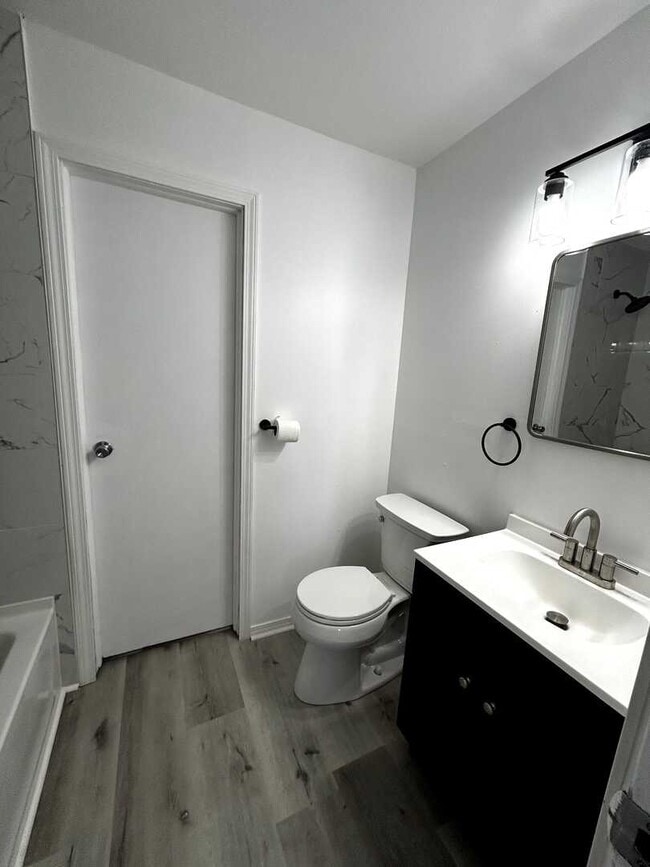 Photo - 344 Emery Ave