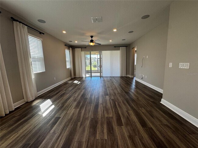 Photo - 2448 Spring Breeze Dr