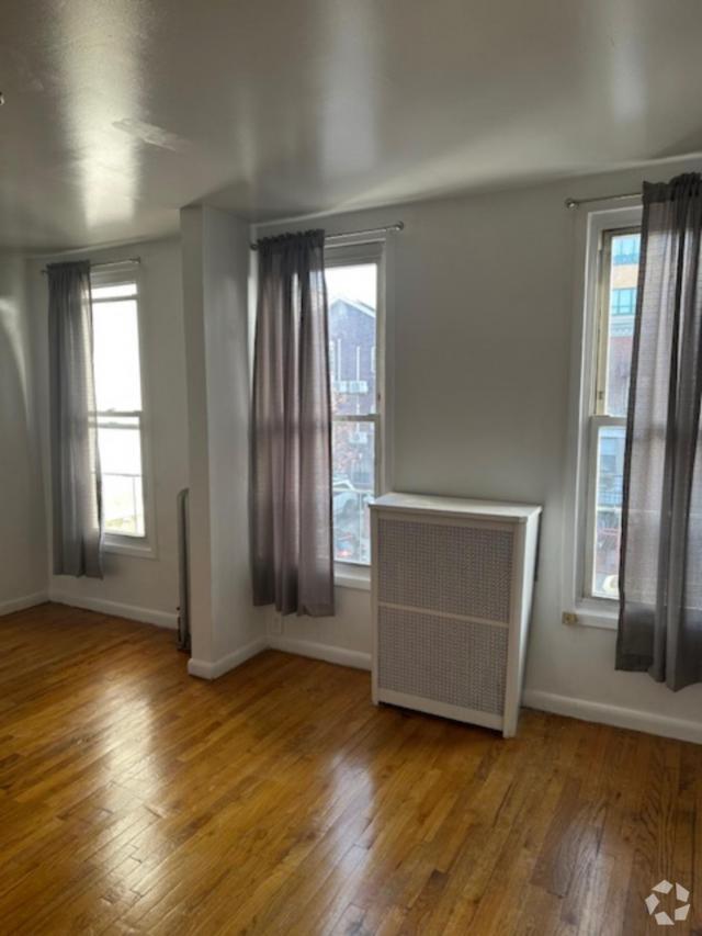 Building Photo - 2 bedroom in BROOKLYN NY 11237 Unit 2 Rental