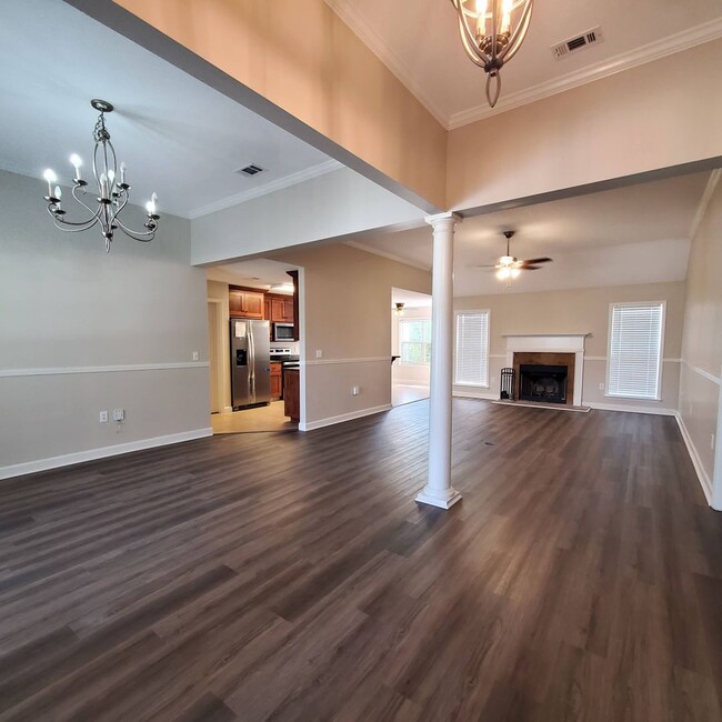 Photo - 5227 Abbott Cir