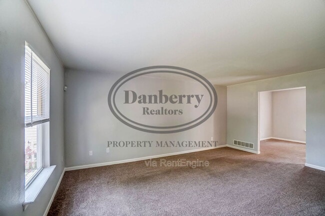 Photo - 3733 Willow Run Dr Unit 1